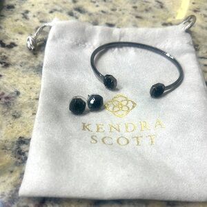 Pre loved Kendra Scott earrings and bracelet set